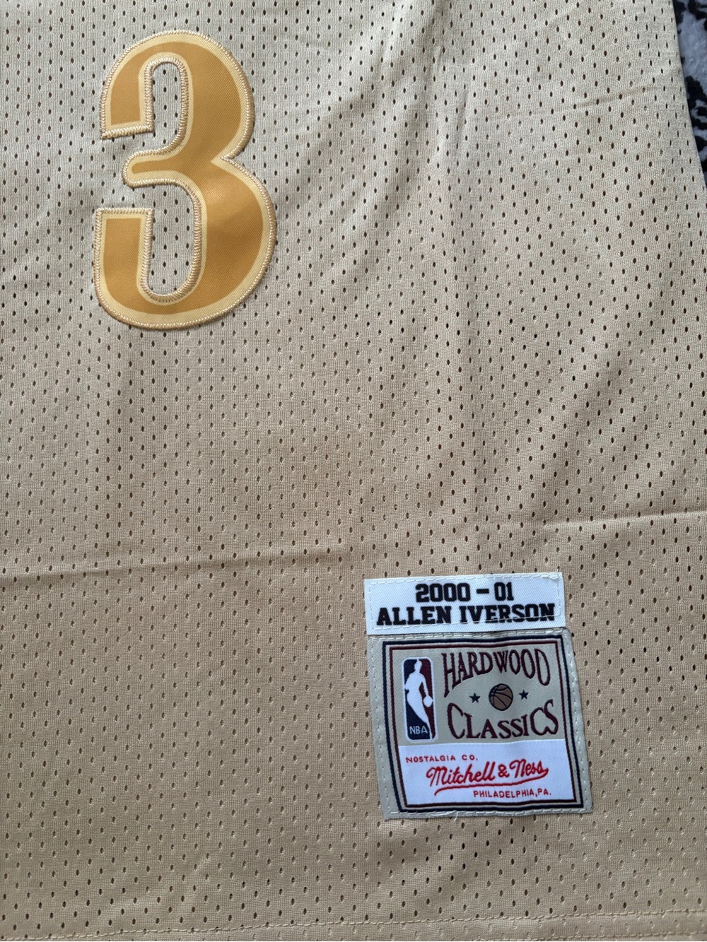 Allen Iverson Mitchell & Ness Hardwood 76ers Gold Jersey Size Men Small - Picture 5 of 5